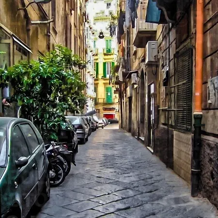 Daybreak 4* Nápoles